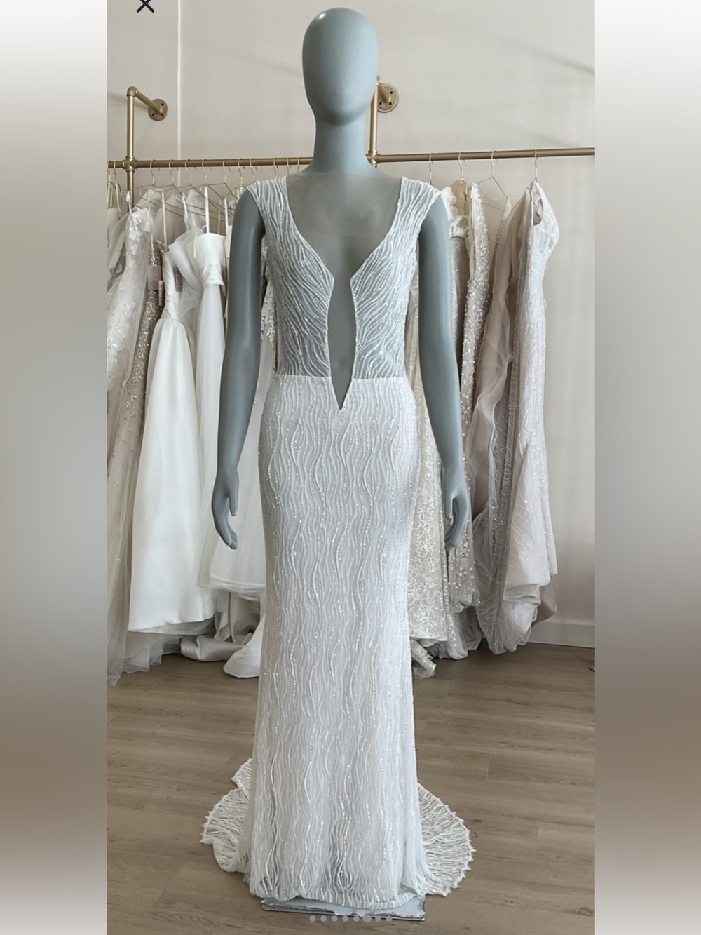 Berta Bridal, 15-09